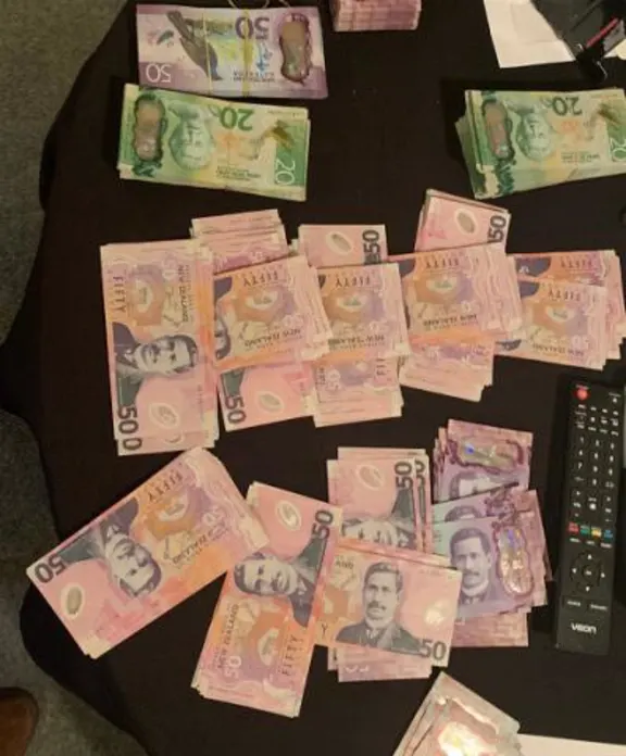 Buy New Zealand Dollars Online